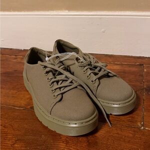 New Unisex Canvas Low-Top Dr. Martens in Olive Green